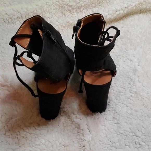 Never worn - Picture 3 of 6